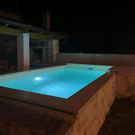 Villa Alina With Pool