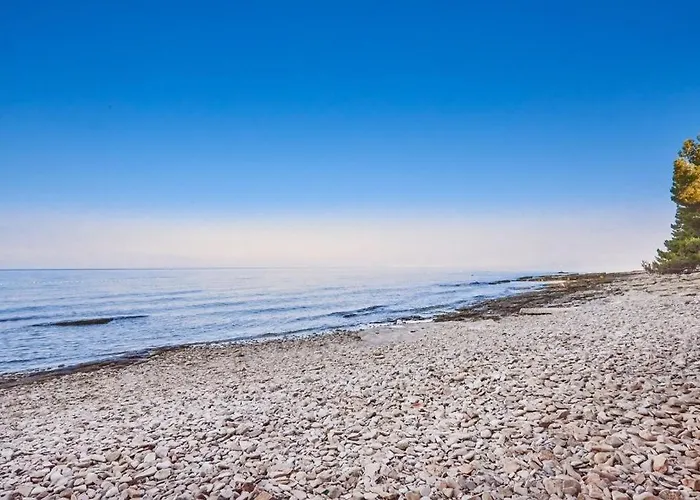 Villa Alina With Pool *