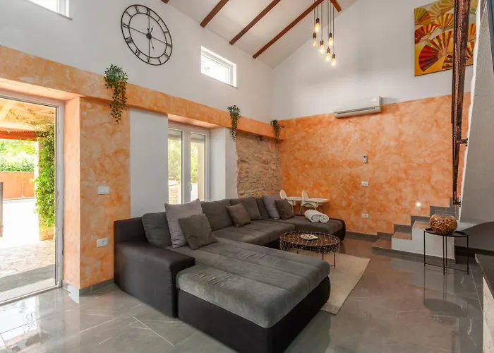 Alina With Pool Savudrija