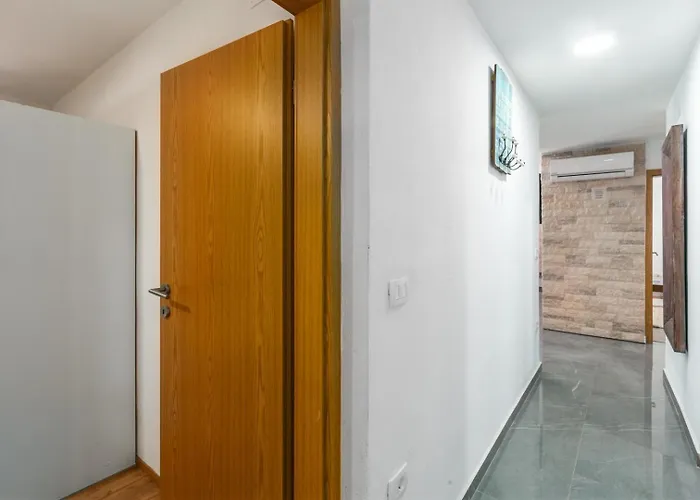 Villa Alina With Pool Savudrija